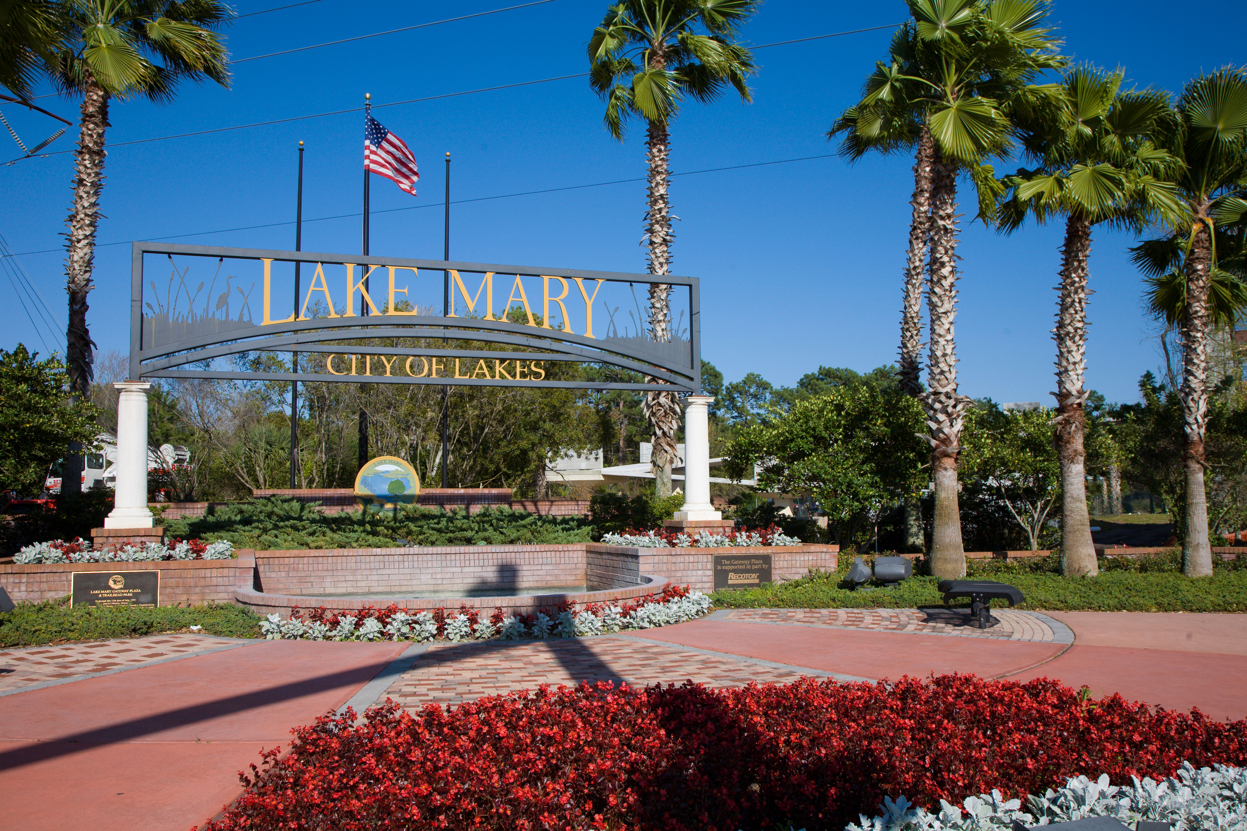 Entrance display to City of Lake Mary, Florida